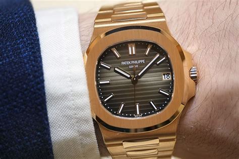 can you pull off a gold rolex|Analysis: In Defence of Power Watches in Full Gold, .